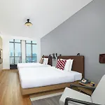Moxy Shanghai Xuhui